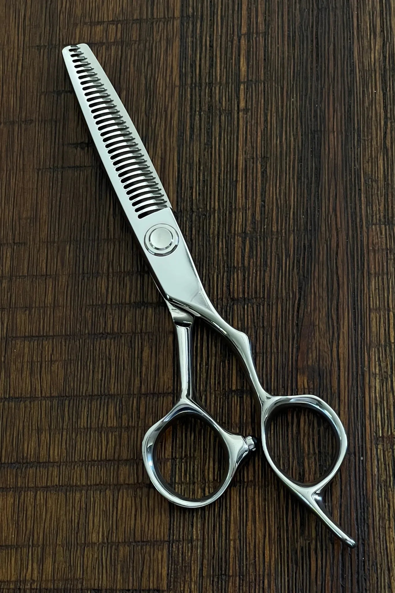 iCandy EVOLVE Silver VG10 6.0 inch professional thinning scissors with 30 precision teeth, Japanese TAKEFU VG10 steel, mirror polished finish and ergonomic offset handle for controlled blending and texturising.
